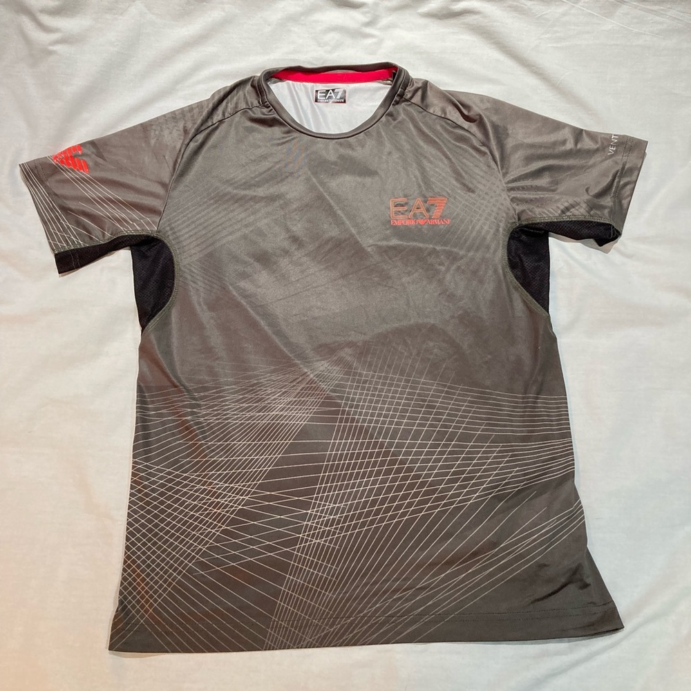 Emporio Armani EA7 Ventos7 Athletic Shirt, Men’s size medium